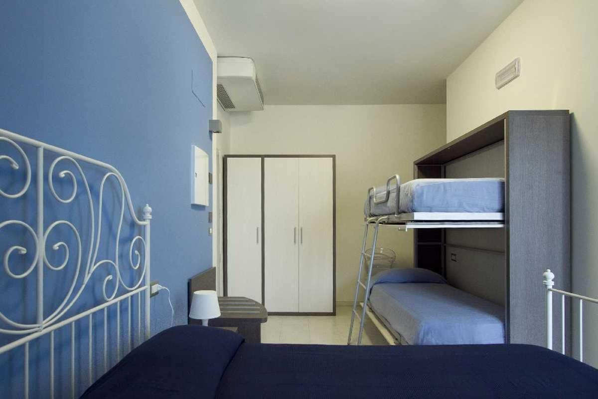 Hotel La Maestra Grottammare Δωμάτιο φωτογραφία