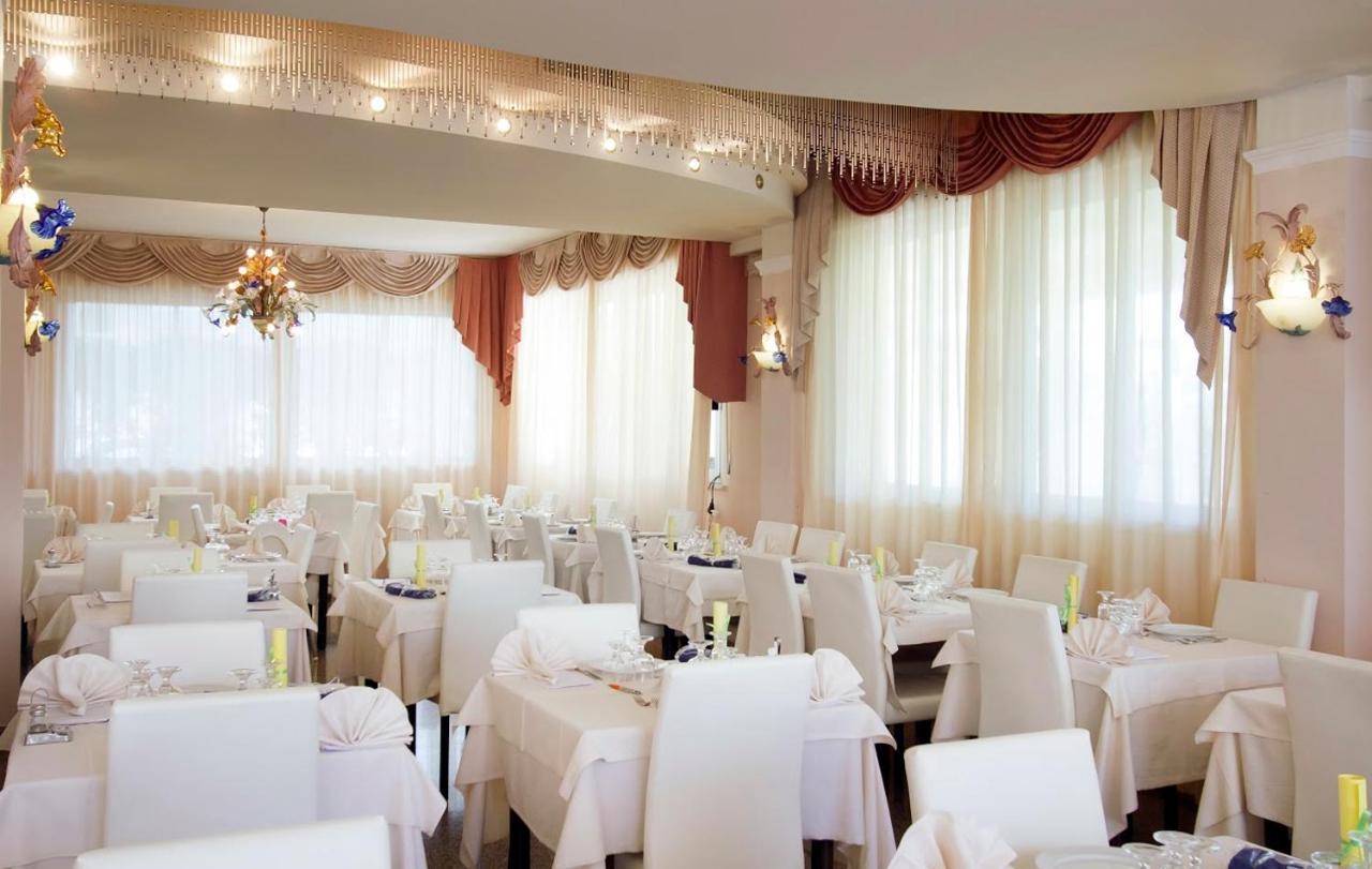 Hotel La Maestra Grottammare Εξωτερικό φωτογραφία