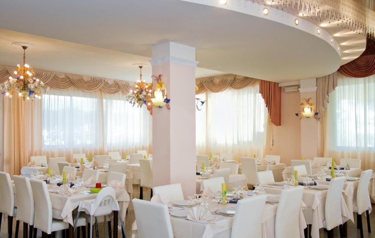 Hotel La Maestra Grottammare Εξωτερικό φωτογραφία