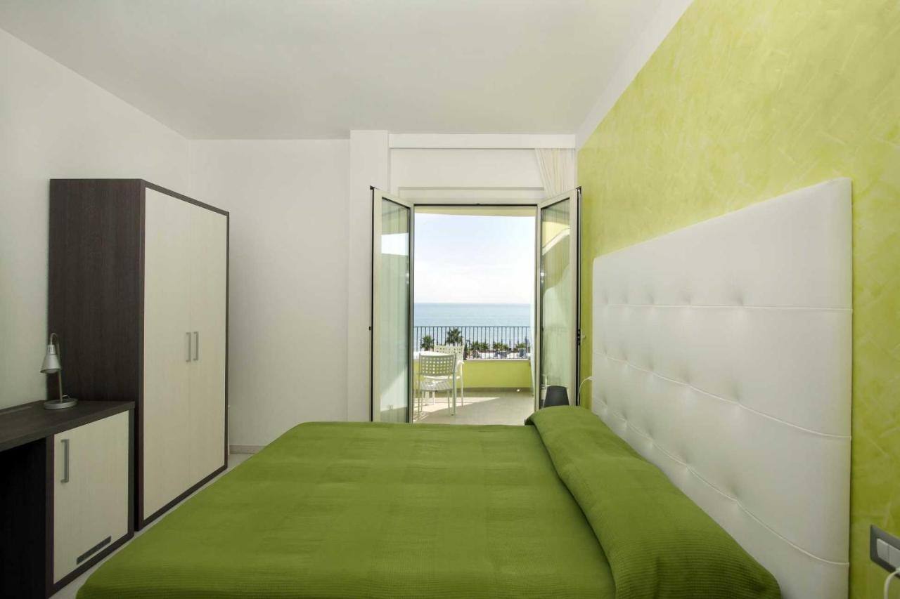Hotel La Maestra Grottammare Εξωτερικό φωτογραφία