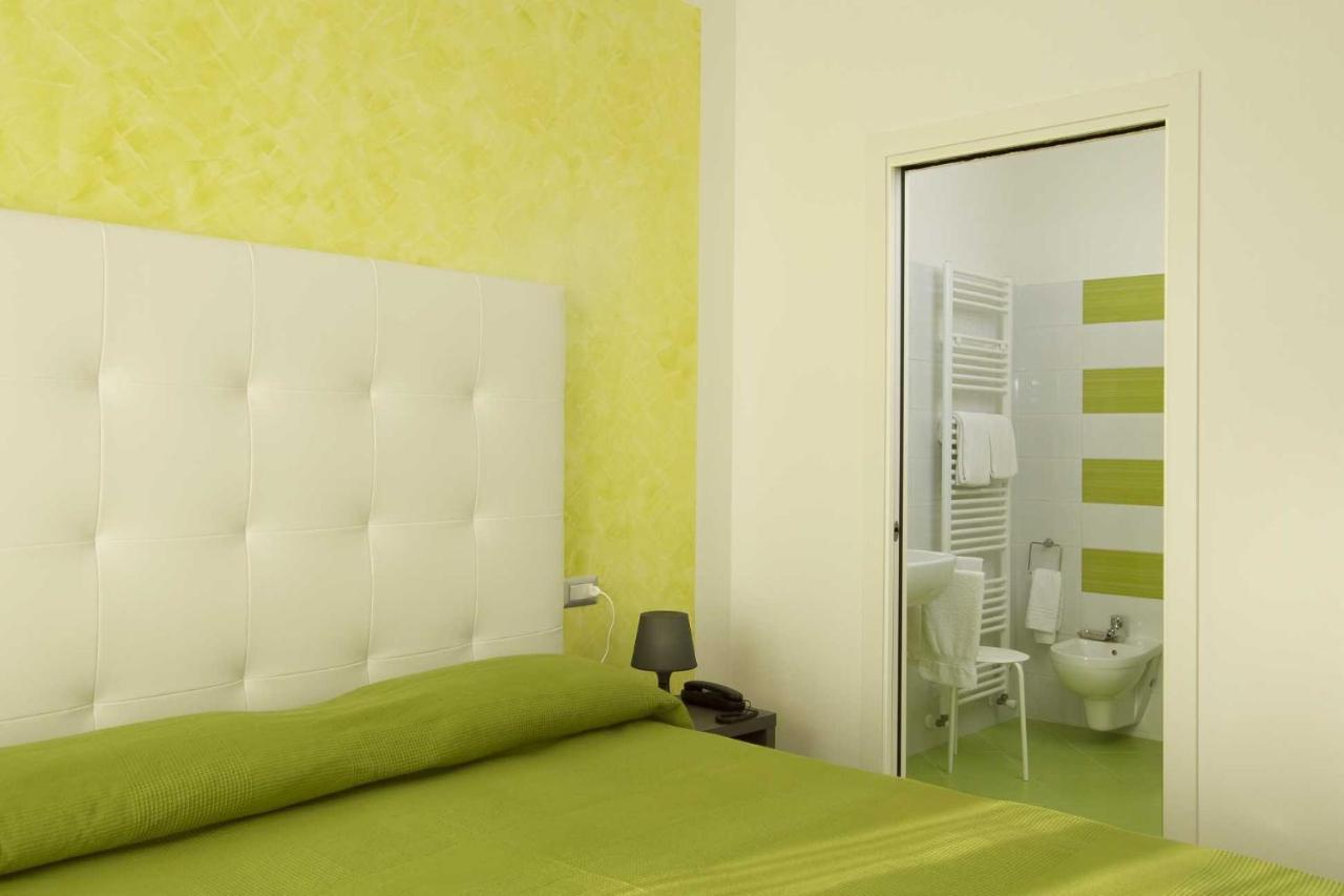 Hotel La Maestra Grottammare Εξωτερικό φωτογραφία